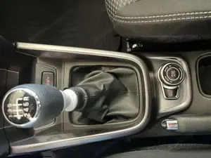 Suzuki Vitara Bild 16