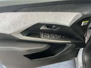 Peugeot 3008 Bild 11