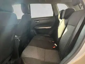 Suzuki Vitara Bild 6