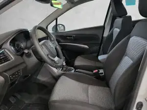 Suzuki S-Cross Bild 6
