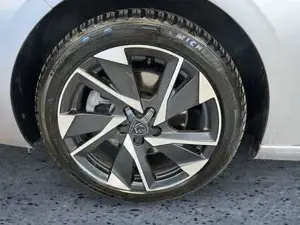 Peugeot 308 Bild 12