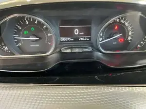 Peugeot 2008 Bild 10