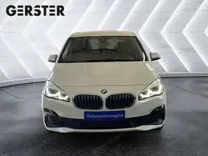 BMW 225 Bild 2