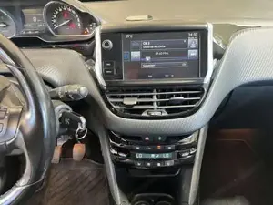 Peugeot 2008 Bild 11