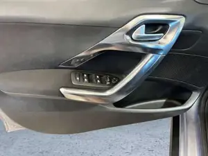 Peugeot 2008 Bild 12
