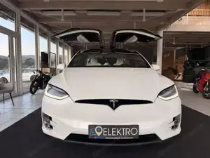 Tesla Model X Bild 9