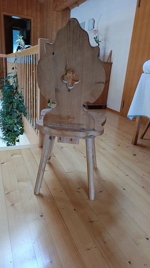 Landhausstühle vom Tischler Bild 2