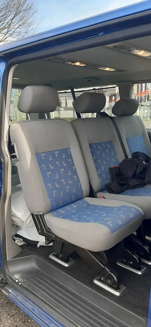 VW T5 Caravelle LR Bild 9
