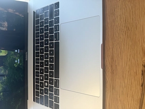 MacBook Pro 15-inch, 2019 zu verkaufen