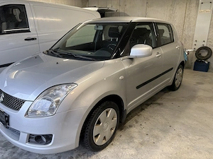 Verkaufe Suzuki Swift ALLRAD Bild 2