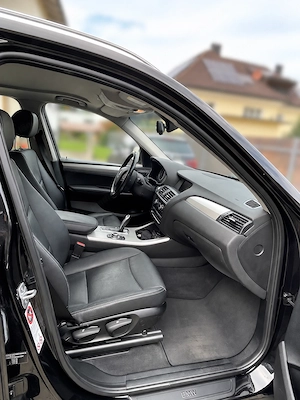 BMW X3 xDrive 20d, F25, Automatik, Vollleder mit Anhängerkupplung Bild 6