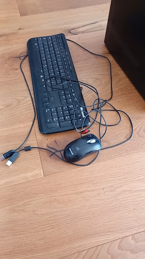 CHIEFTEC Rechner + Microsoft Maus und Tastatur Bild 4
