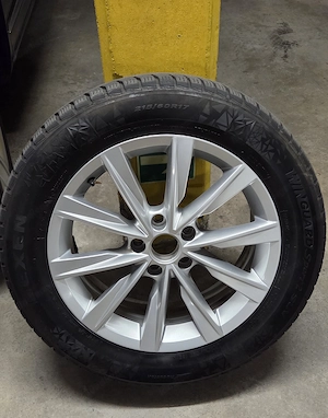 Verkaufe VW Tiguan in sehr gute zustand (Neu Zahnriemen) Bild 10