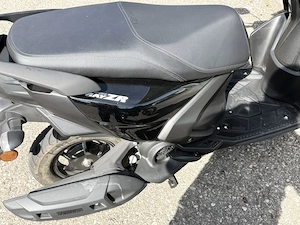Verkaufe Yamaha Roller 125 Bild 3