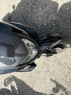 Verkaufe Yamaha Roller 125 Bild 4