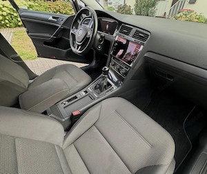 VW Golf 7 Baujahr 2019 Bild 2