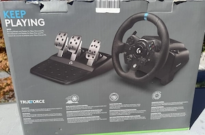 Logitech Renn-Lenkrad, Pedale und Kopfhörer  Bild 4