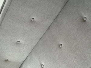 Schlafsofa im Retro Design mit Holzbeinen 190m lang Bild 2