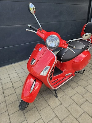Vespa gts 300 Bild 4