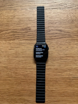 Apple Watch SE 2. Gen 44mm   Glas gesprungen - Display voll funktionstüchtig Bild 3