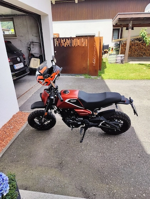 Brixton Crossfire 125 XS Bild 2