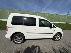 VW Caddy Bild 9