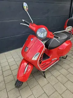 Vespa gts 300 Bild 4