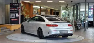 Mercedes-Benz E 220 Bild 5