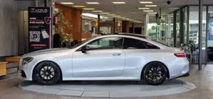 Mercedes-Benz E 220 Bild 3