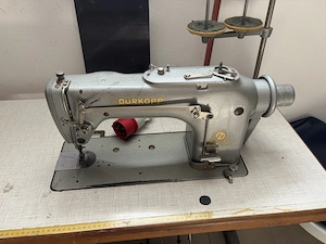 Industrienähmaschine Dürkopp Bild 3