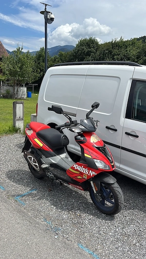 Suche günstige Mopeds und Motorräder