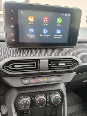 Dacia  Sandero  mit AHK,  Benziner,  Top Zustand  Bild 6