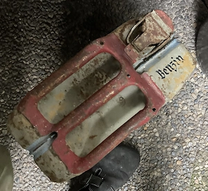  Zwei Kraftstoffkanister 20 Liter gebraucht Bild 9
