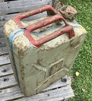  Zwei Kraftstoffkanister 20 Liter gebraucht Bild 8