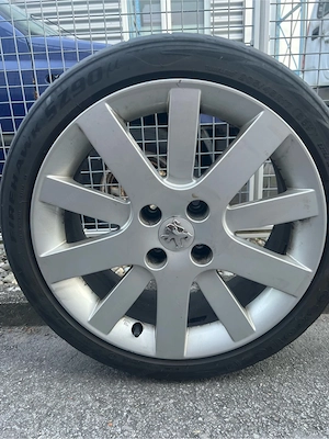 Original Peugeot 17 Zoll Alufelgen Bild 2