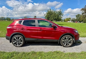 Nissan Qashqai Tekna 1.6 dCi 131 PS | BJ 05 2014 | Gepflegter Zustand | TÜV 05 2027 Bild 3