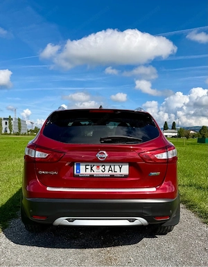 Nissan Qashqai Tekna 1.6 dCi 131 PS | BJ 05 2014 | Gepflegter Zustand | TÜV 05 2027 Bild 10
