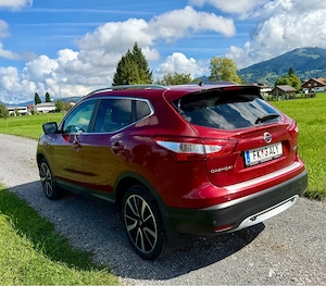 Nissan Qashqai Tekna 1.6 dCi 131 PS | BJ 05 2014 | Gepflegter Zustand | TÜV 05 2027 Bild 9