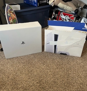 Sony PlayStation 5 Slim mit Laufwerk, weiß, 1 TB SSD + 2 Controller + 4 Spiele Bild 4