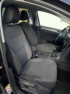 Verkaufe top gepflegten Golf 7 Bild 2