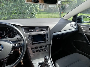 Verkaufe top gepflegten Golf 7 Bild 7