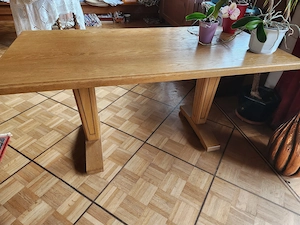 Massivholztisch Eiche, Tischlerarbeit, 65cm x 134cm, Höhe 64cm (66cm mit Erhöhung am Fuß) Bild 2
