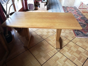 Massivholztisch Eiche, Tischlerarbeit, 65cm x 134cm, Höhe 64cm (66cm mit Erhöhung am Fuß) Bild 4