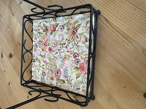 Serviettenhalter in schwarz Bild 2