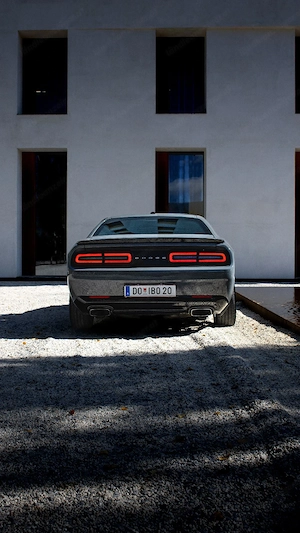 Dodge Challenger R T 5.7l V8 Hemi Bild 2