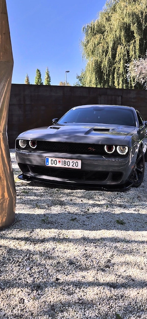 Dodge Challenger R T 5.7l V8 Hemi Bild 10