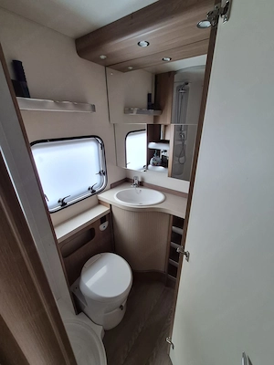 Wohnwagen Hobby 545 KMF (2019) Bild 7