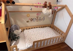 Hausbett   Kinderbett Bild 2