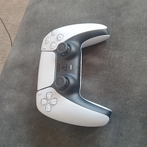 Playstation 5  3 wochen alt  Bild 2