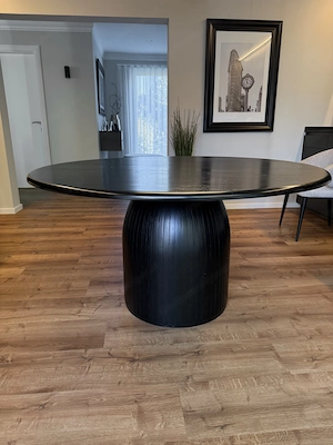 Westwing runder Esstisch 160cm Durchmesser, Massivholz Eiche, 5-6 Personen, NP 1500,- neuwertig Bild 2